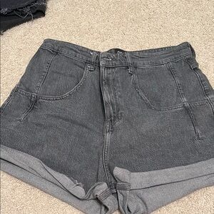 Urban Outfitter BDG Women’s Black Denim High-Rise Rolled Hem Shorts
